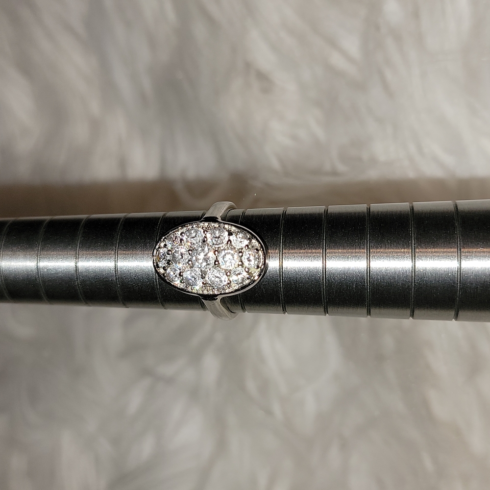 Ring - Picture 7 of 9